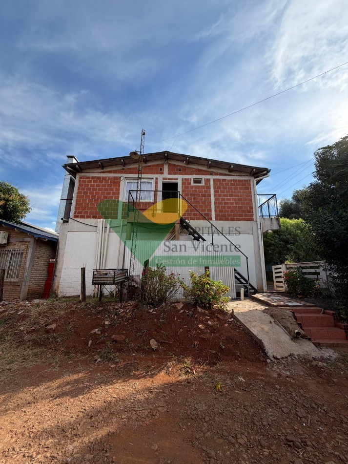 CASA, DEPTOS Y GALPONES FRENTE A RUTA NAC.N° 14