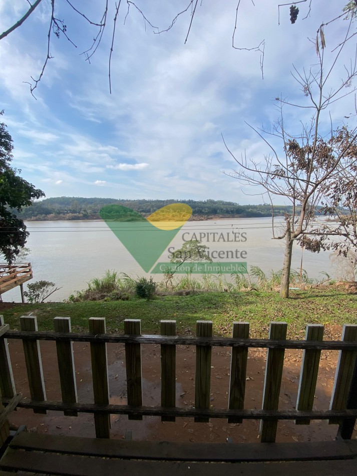Casa en costa del Rio
