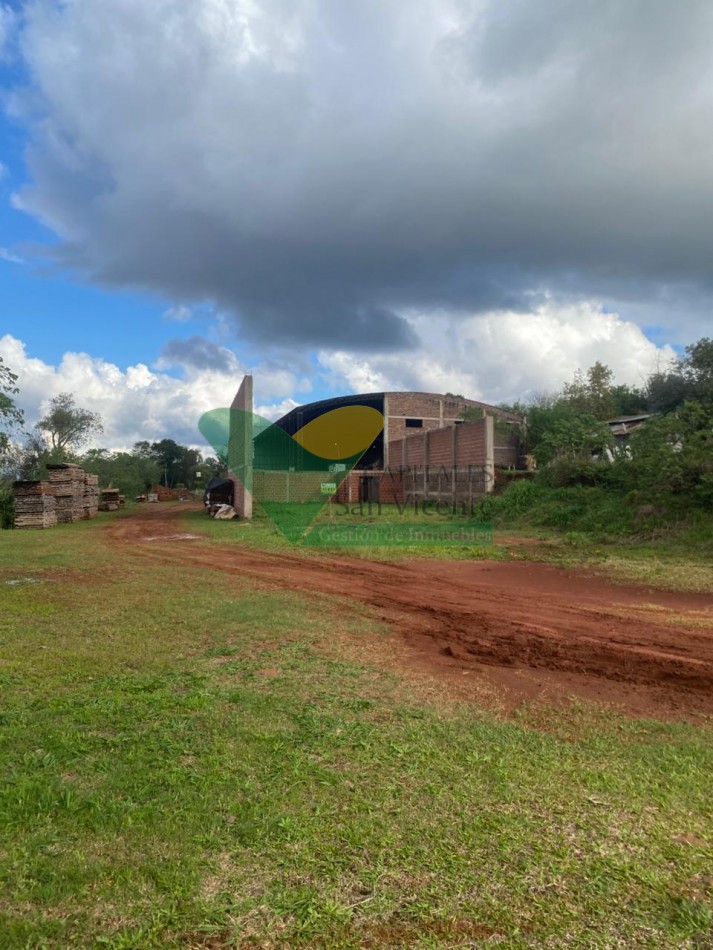 TERRENO CON TINGLADO EN CONSTRUCCION 