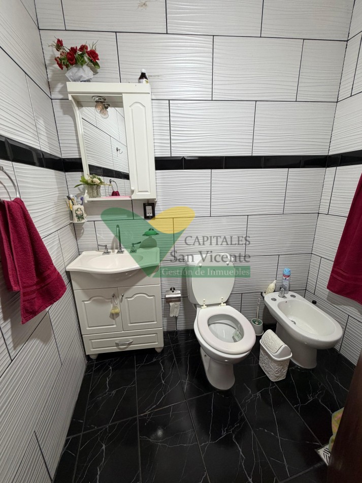 CASA, DEPTOS Y GALPONES FRENTE A RUTA NAC.N° 14