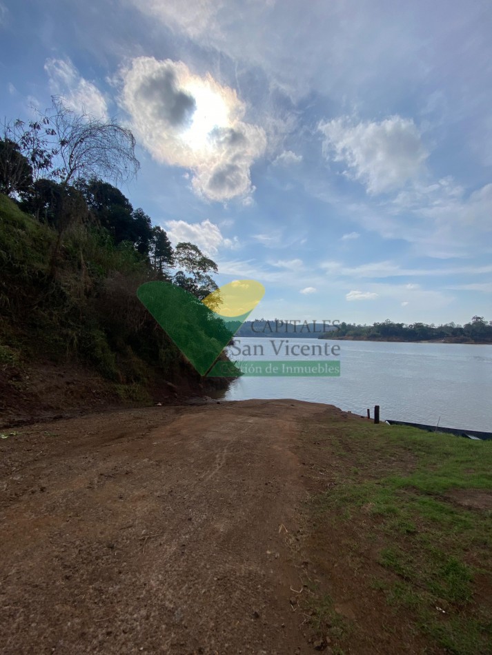 Casa en costa del Rio