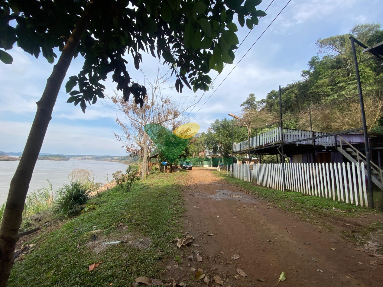 Casa en costa del Rio