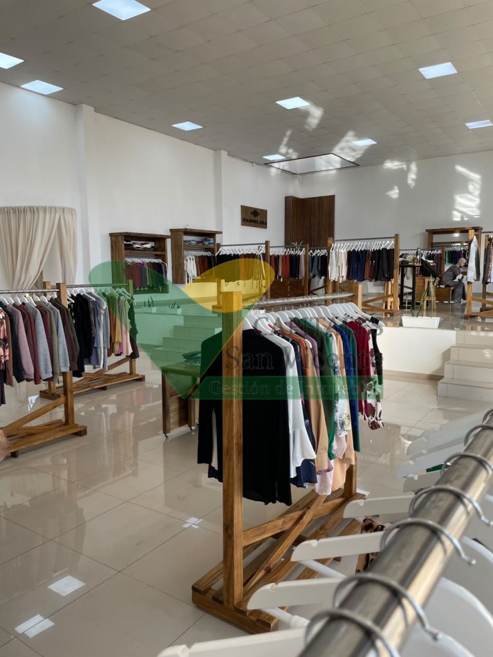 FONDO DE COMERCIO TIENDA EN VENTA